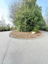 8669 NE Nature Way in Kingston, WA - Building Photo - Building Photo