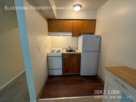 11850 SE 26th Ave in Milwaukie, OR - Building Photo