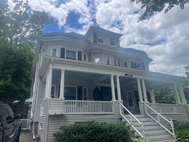 32 Paul Revere Rd, Unit 3