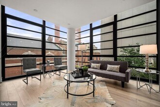 1300 4th St SE in Washington, DC - Building Photo - Building Photo