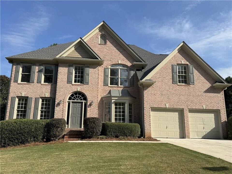 8525 River Walk Landing in Suwanee, GA - Building Photo