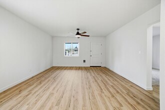 3640 Brooks Ave NE in Keizer, OR - Building Photo - Building Photo