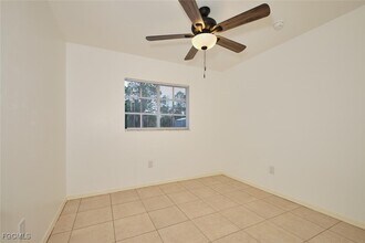 3825 Hollycrest St in Ft. Myers, FL - Building Photo - Building Photo