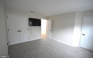 138 Creekside Ct in Newark, DE - Building Photo - Building Photo