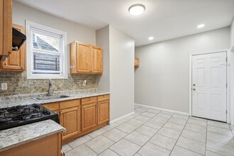 96 S 12th St, Unit 3 in Newark, NJ - Foto de edificio - Building Photo