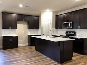 2129 Silsbee Ct in Heath, TX - Building Photo - Building Photo