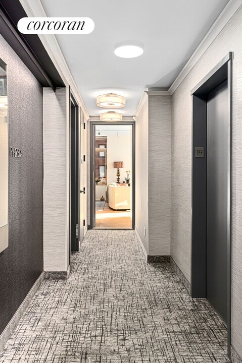 250 S End Ave in New York, NY - Building Photo