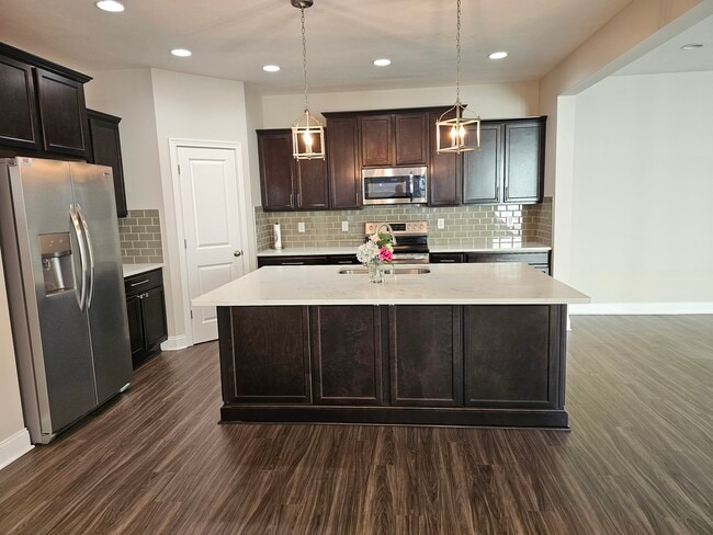 7212 Cherry Creek Blvd in Carmel, IN - Building Photo - Building Photo