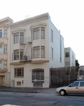 1753 Washington St in San Francisco, CA - Building Photo - Building Photo