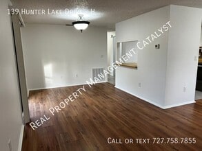 139 Hunter Lake Dr in Oldsmar, FL - Building Photo - Building Photo
