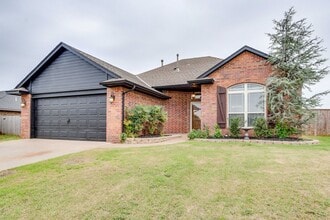 1046 Phils Way in Piedmont, OK - Building Photo - Building Photo