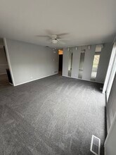 20137 S Hampton Ct in Frankfort, IL - Building Photo - Building Photo