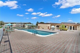 7205 NW 5th Ct, Unit 202 in Margate, FL - Building Photo - Building Photo