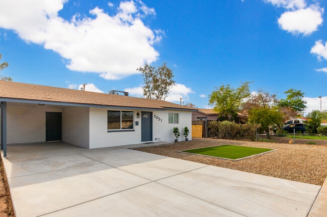 property at 2031 E Orange St.