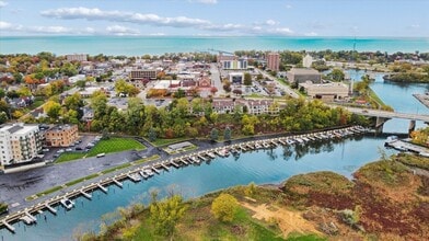 205 Wayne St, Unit 205 Wayne in St. Joseph, MI - Building Photo - Building Photo