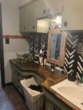 2061 Hunter Trail in Corning, IA - Building Photo - Building Photo