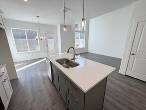 4757 Heartwood Rd in Mapleton, UT - Building Photo - Building Photo