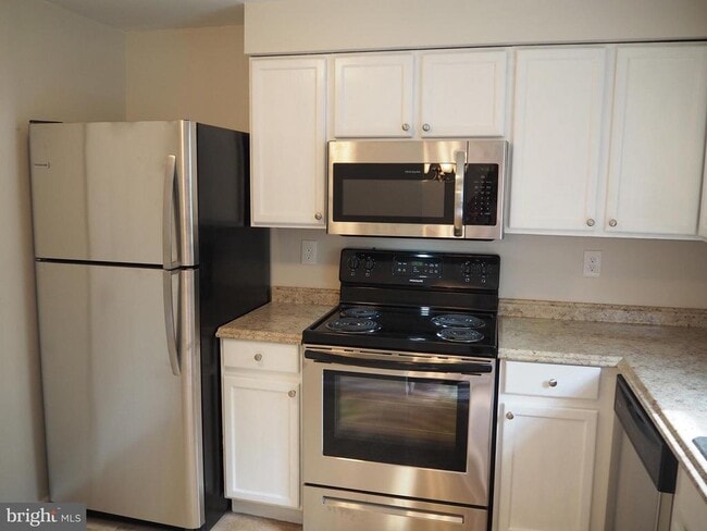 property at 4 Dulany Ct