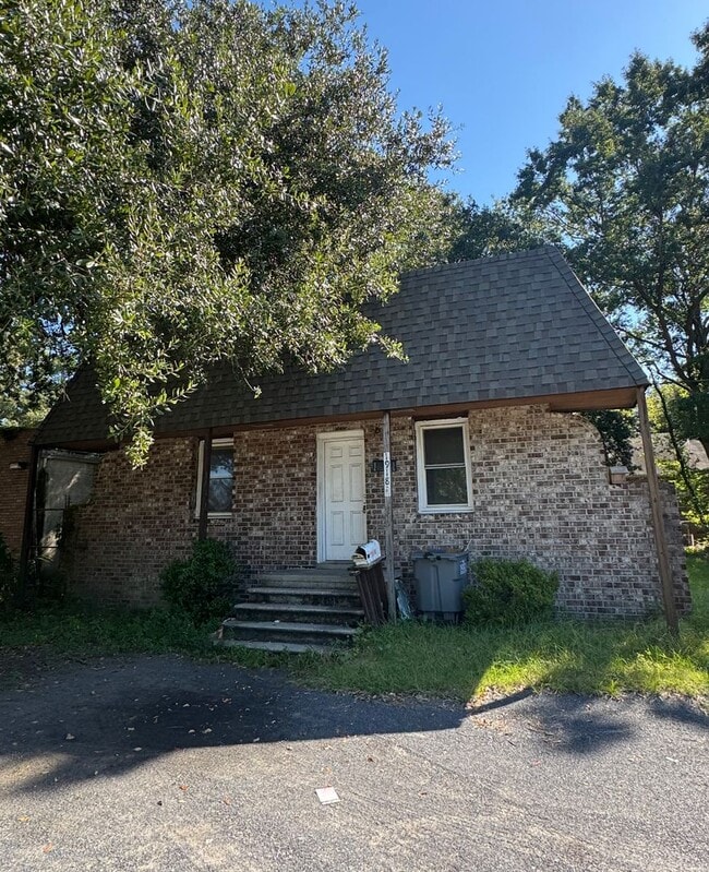 property at 1918 Morningside Dr