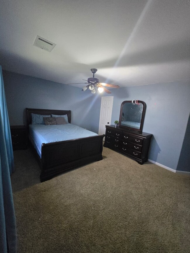 10000 Nanak Dr in Sugar Land, TX - Building Photo - Building Photo