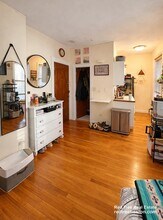 108 Myrtle St, Unit 7 in Boston, MA - Building Photo - Building Photo