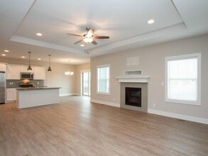 Elm St Villas in Ankeny, IA - Building Photo - Building Photo
