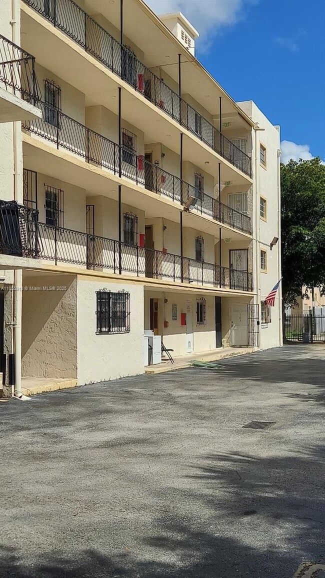 property at 1478 NW 1st St