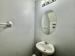 6533 Trent Creek Dr in Ruskin, FL - Building Photo - Building Photo