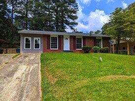 2194 Baywood Dr SE in Atlanta, GA - Building Photo