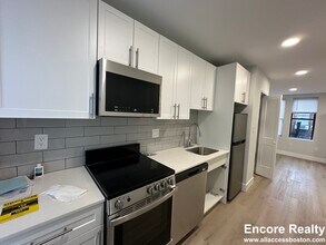 80 West Cedar St, Unit 44A-7 in Boston, MA - Building Photo - Building Photo