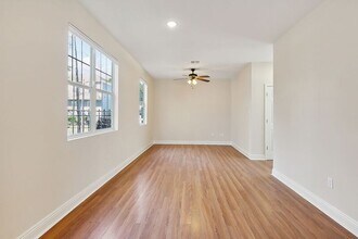 2437 Conti St in New Orleans, LA - Building Photo - Building Photo