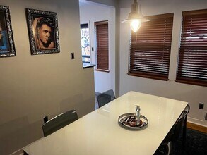 1405 San Carlos Rd SW in Albuquerque, NM - Foto de edificio - Building Photo