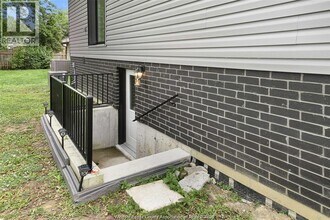522 Lesperance Rd in Windsor, ON - Building Photo - Building Photo