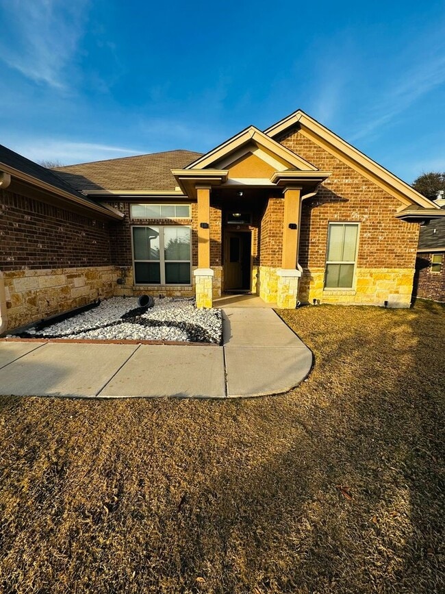 1004 Chaucer Ln in Harker Heights, TX - Building Photo - Building Photo