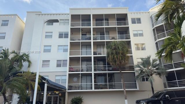 property at 2821 N Miami Beach Blvd