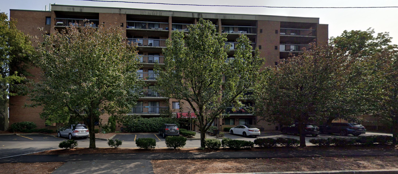 289 Elm St, Unit 14 in Medford, MA - Building Photo