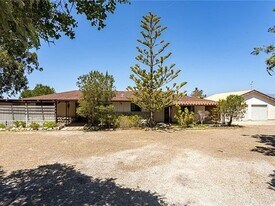 1120 Bayview Heights Dr in Los Osos, CA - Building Photo