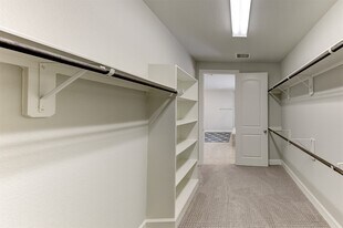 4703 Eagle Cove Ln in League City, TX - Building Photo