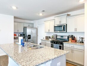 1521 Rosegarth Ln in Greer, SC - Building Photo - Building Photo