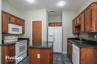 28752 Aloha Ln in Montgomery, TX - Building Photo - Building Photo