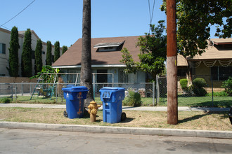 1137 N Ardmore Ave in Los Angeles, CA - Building Photo - Building Photo