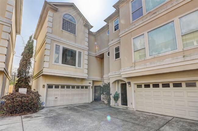 property at 835 Rosine St