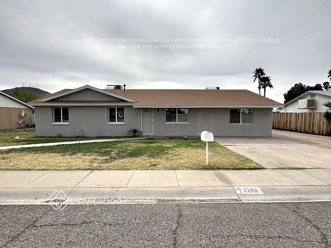 property at 1705 W Thunderbird Rd