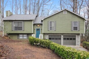 48 Bethany Ct in Dallas, GA - Building Photo