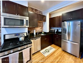 322 Western Ave in Cambridge, MA - Building Photo