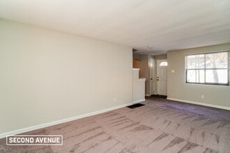 216 Grove Rd in Verona, PA - Building Photo - Building Photo