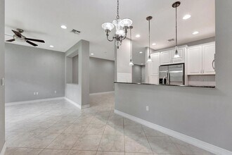 10850 NW 74th Dr in Parkland, FL - Building Photo - Building Photo