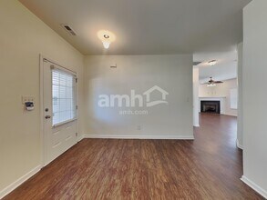 645 Commander Dr in Wendell, NC - Building Photo - Building Photo