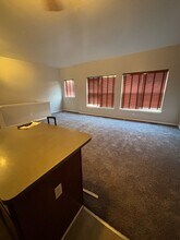 64 W Bethune St, Unit #28 in Detroit, MI - Building Photo - Building Photo