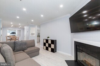 255 S Pickett St in Alexandria, VA - Building Photo - Building Photo